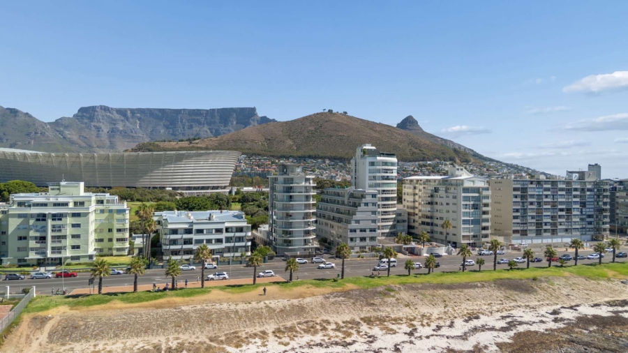 2 Bedroom Property for Sale in Mouille Point Western Cape
